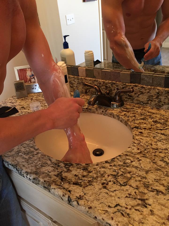 Lucas Pfannenstiel keeping his arms silky smooth for his next OCR.